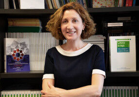 La investigadora Carolina Moreno apela a la comunicación científica oficial contra la desinformación en periodos críticos - UV La investigadora Carolina Moreno apela a la comunicación científica oficial cont